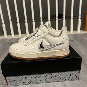 Travis scott air force 1 glow in the dark shoes